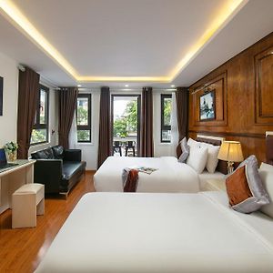 Executive Triple Room